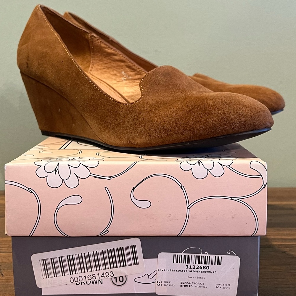 NIB Suede Wedges